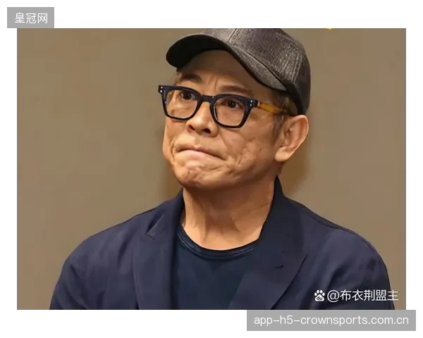 主帅收到大量匿名信，内容令人担忧——背后隐藏的秘密与挑战